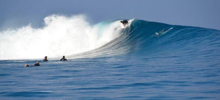 Ratu Kini Dive & Stay Mana Island Exterior photo